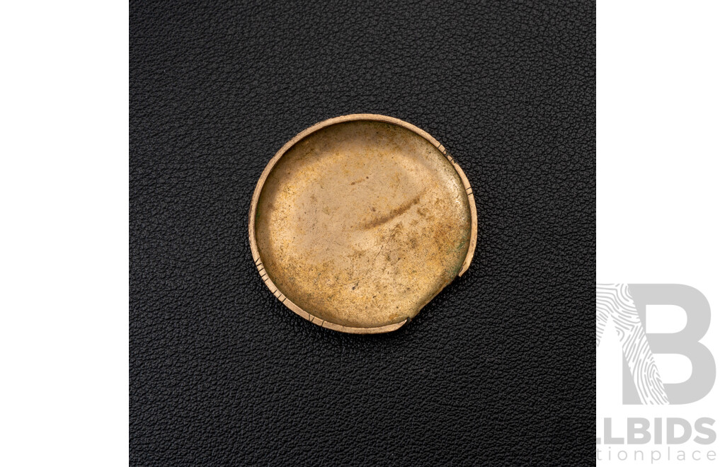 15ct Scrap Gold Pocket Watch Casing with Cartouche, 35mm, 3.39 Grams