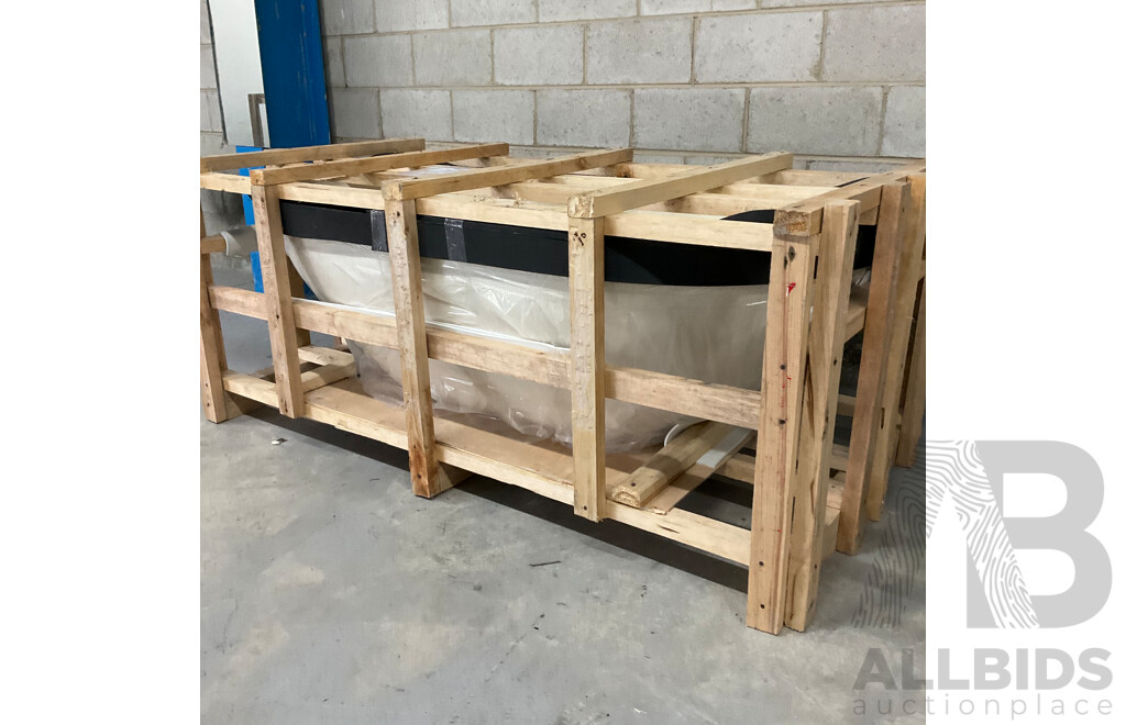 Stone Bath - Limestone (170L X 80W X 50H ) - ORP $3,800.00