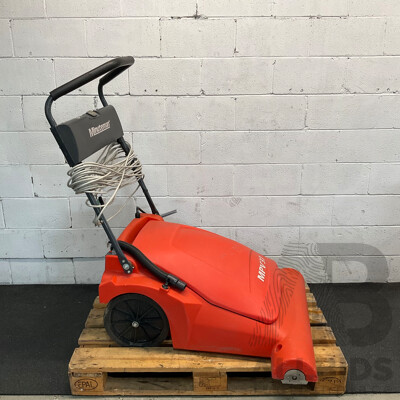 Minuteman MPV31 Wide Area Walk Behind Commercial Vacuum Minuteman MPV31 Wide Area Walk Behind Commercial Vacuum