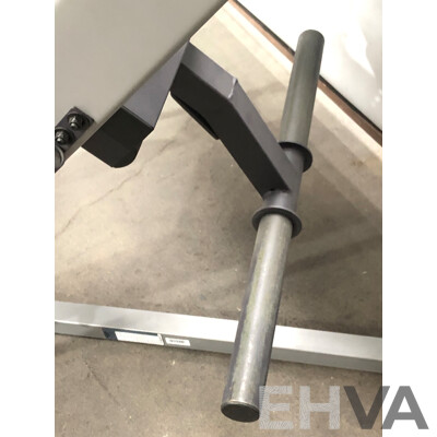 Body Solid GLPH1100 Leg Press Hack Squat Machine