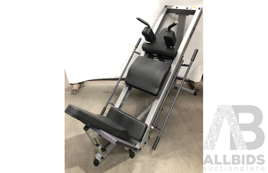 Body Solid GLPH1100 Leg Press Hack Squat Machine