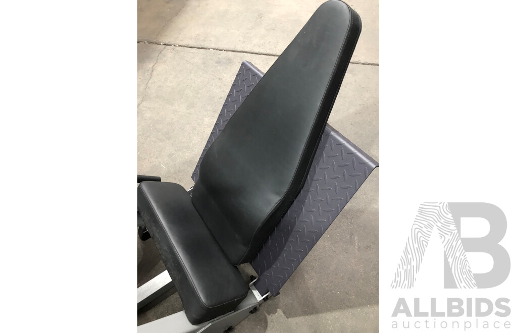 Body Solid GLPH1100 Leg Press Hack Squat Machine