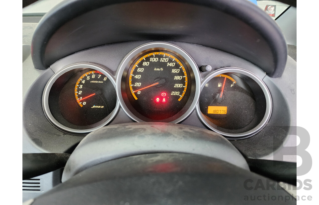 4/2006 Honda Jazz VTi UPGRADE 5d Hatchback Blue 1.5L