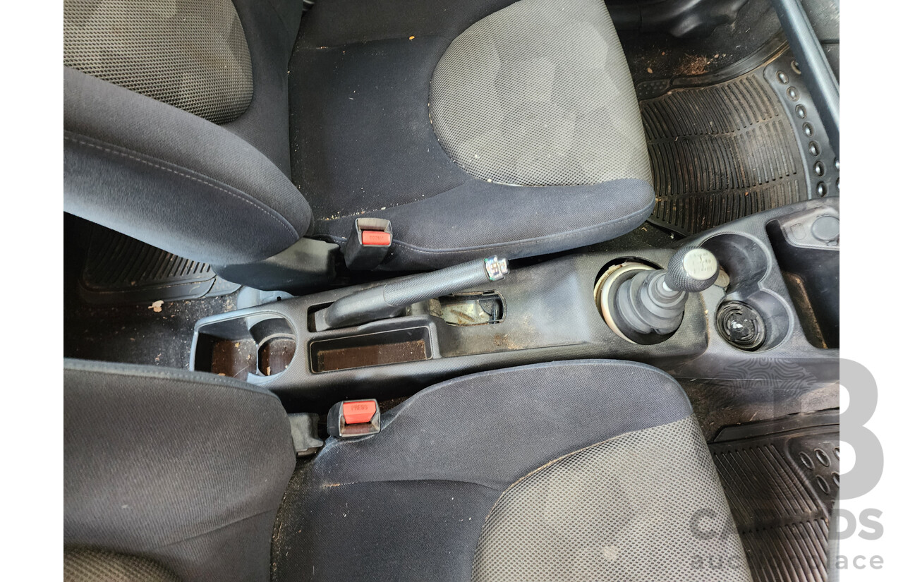 4/2006 Honda Jazz VTi UPGRADE 5d Hatchback Blue 1.5L