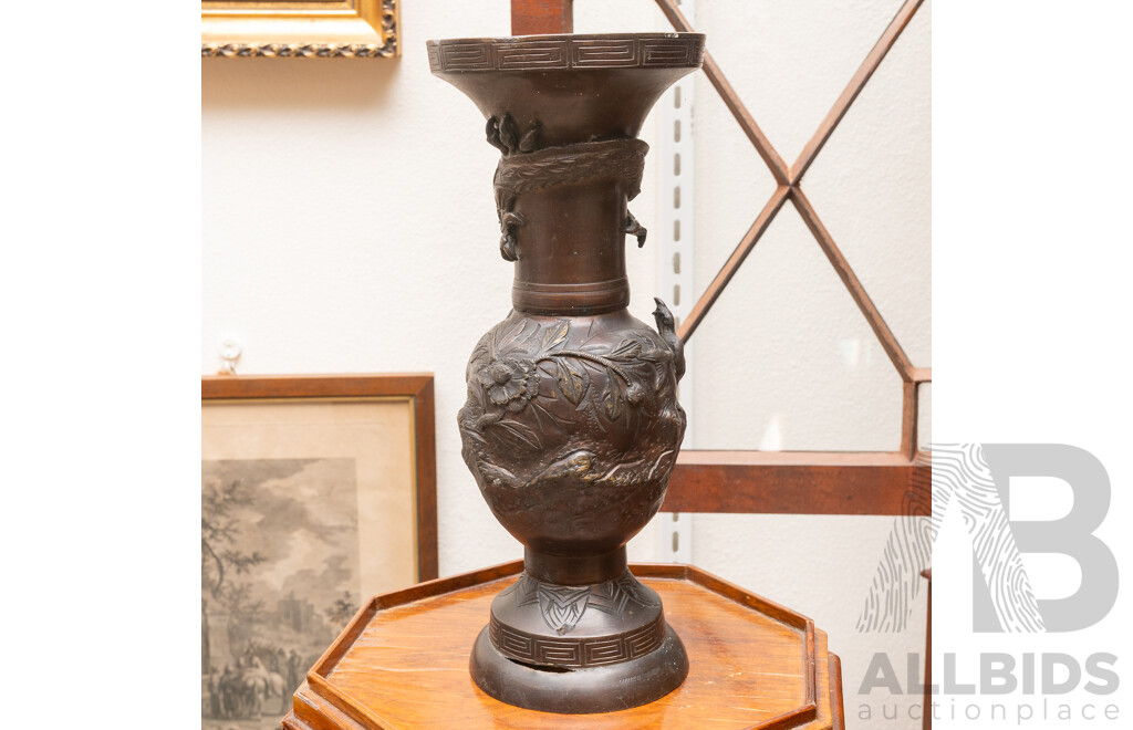 Antique Japanese Bronze Vase with Intricate Bird and Dragon Detail, Meiji Era