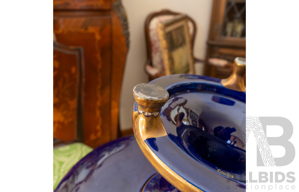 Large Antique French Limoges Porcelain Centerpiece Dish with Twin Swan Form Handles, Gilt Decoration and Four Footed Pedestal Base