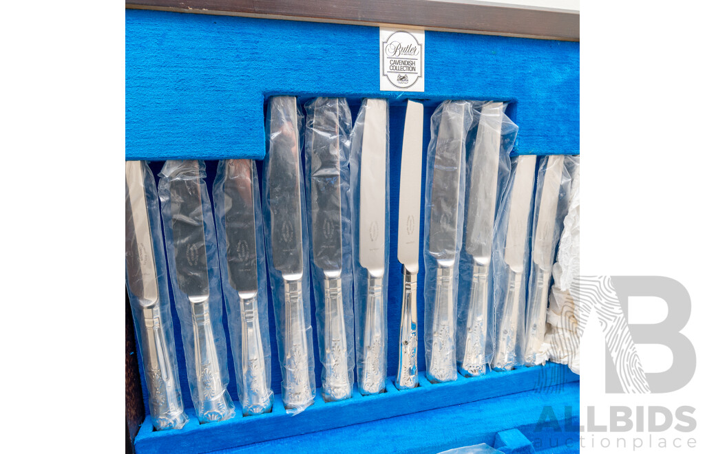 Vintage Silver Plate 45 Piece Flatwear Set by Butler of Sheffield Cabendish Collection in Kings Pattern in Wooden Canteen