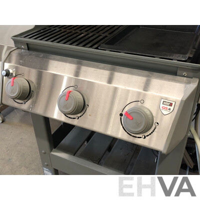 Weber Spirit II E-320 LPG Barbecue
