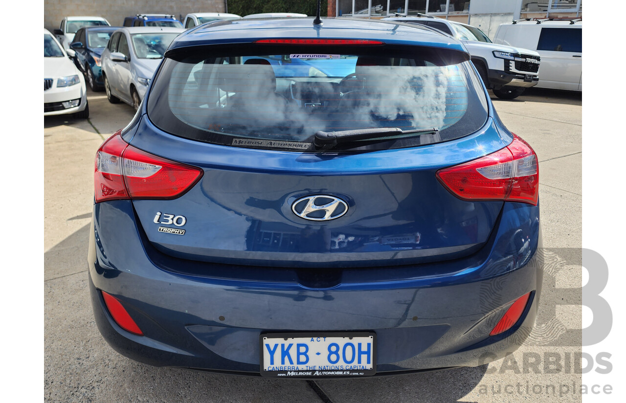 4/2014 Hyundai i30 Trophy GD MY14 5d Hatchback Blue 1.8L
