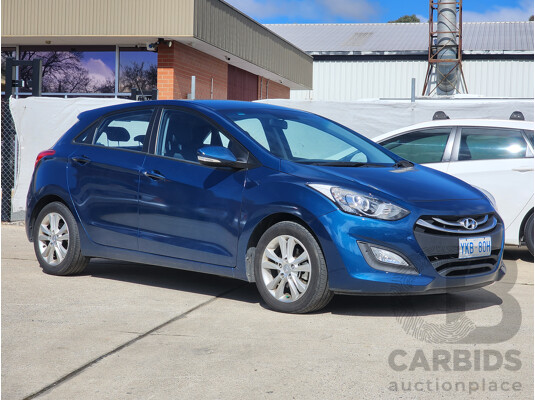 4/2014 Hyundai i30 Trophy GD MY14 5d Hatchback Blue 1.8L