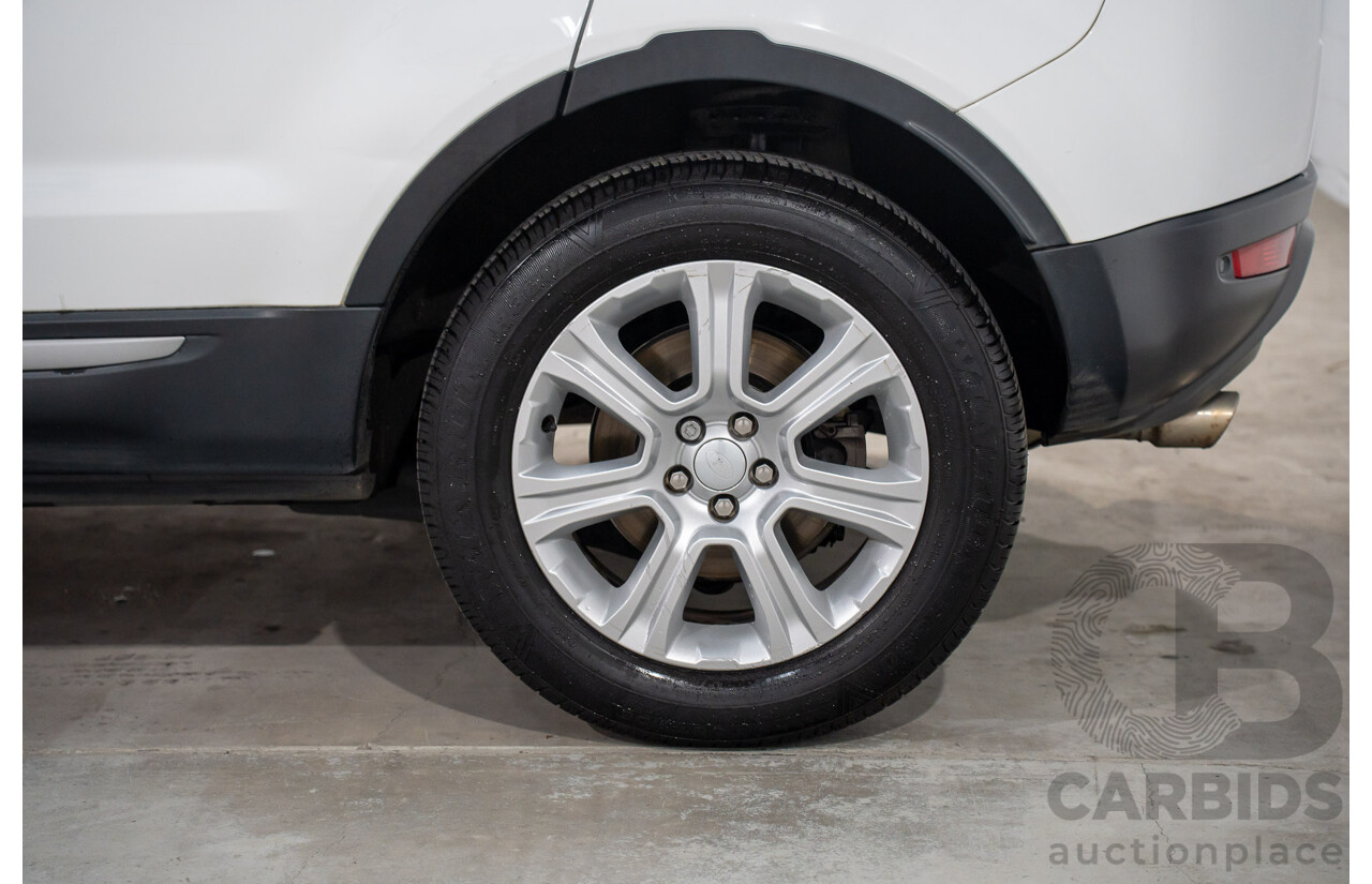 10/2015 Range Rover Evoque Td4 150 SE (AWD) LV MY16 5d Wagon Fuji White Turbo Diesel 2.0L