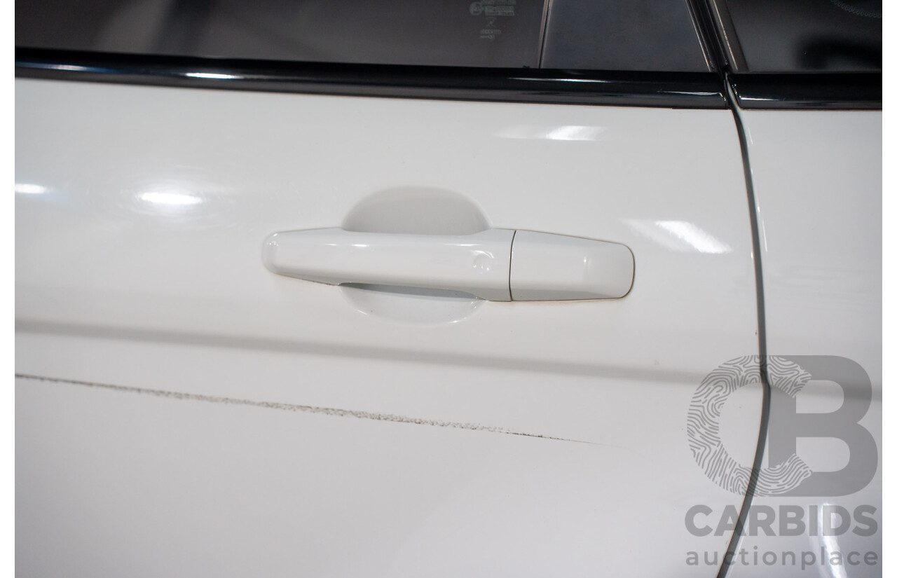 10/2015 Range Rover Evoque Td4 150 SE (AWD) LV MY16 5d Wagon Fuji White Turbo Diesel 2.0L