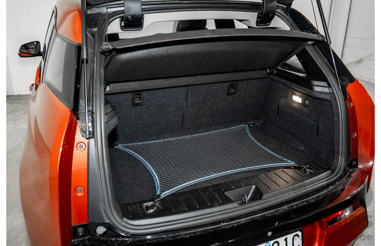 05/2015 BMW i3 REx Hybrid (RWD) IO1 4d Hatchback Solar Orange Metallic/Fluid Black 0.6L - 125kW