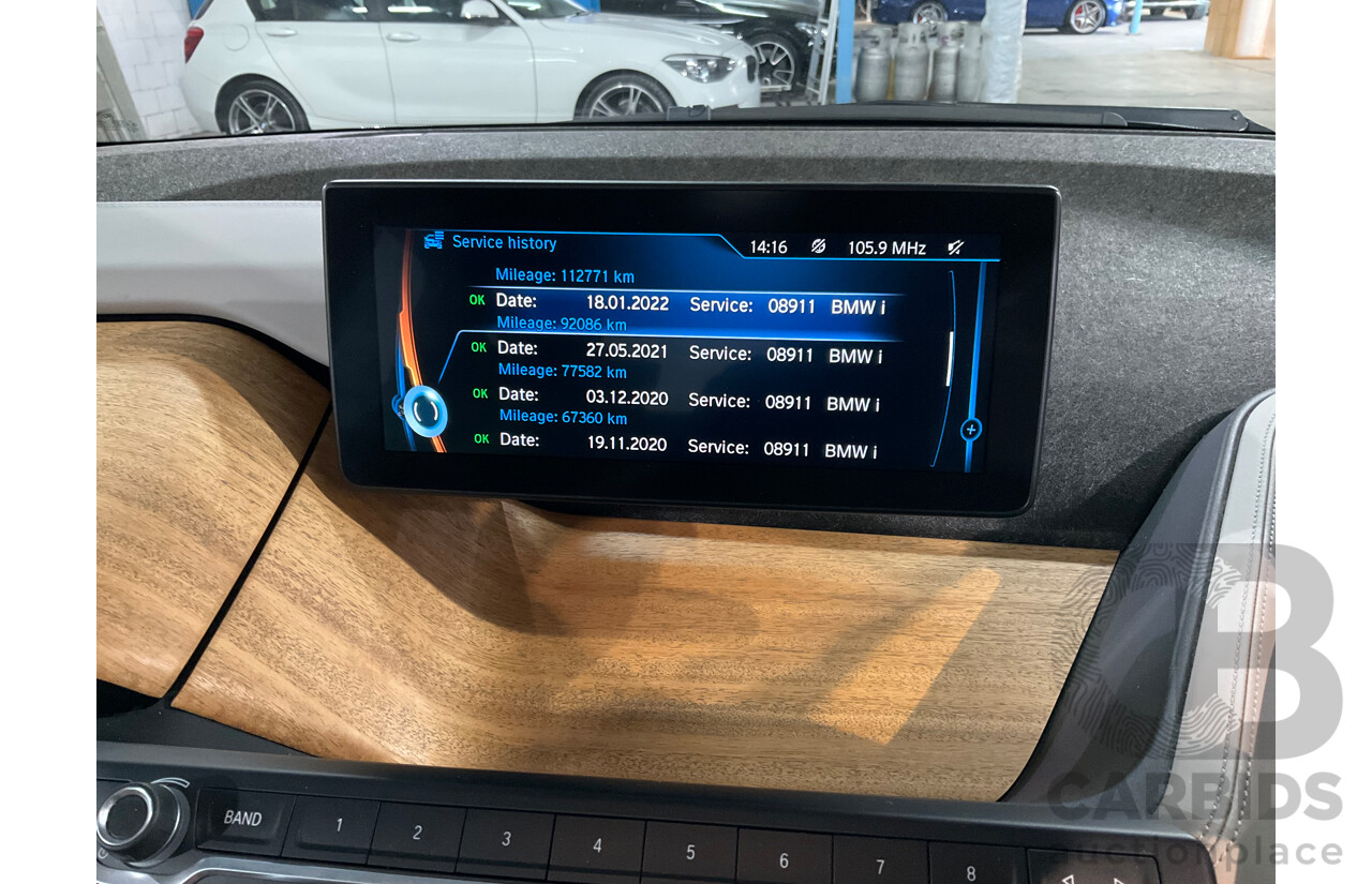 05/2015 BMW i3 REx Hybrid (RWD) IO1 4d Hatchback Solar Orange Metallic/Fluid Black 0.6L - 125kW