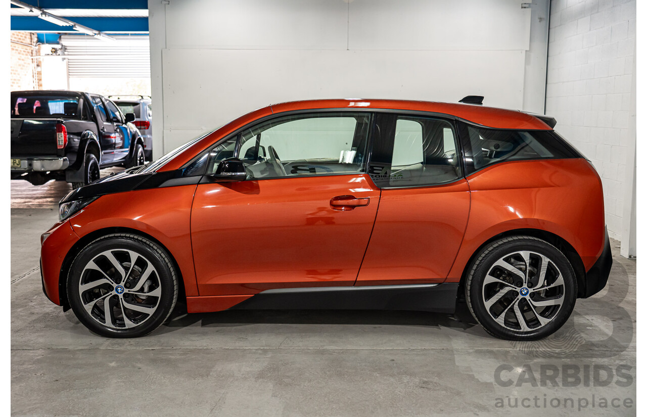05/2015 BMW i3 REx Hybrid (RWD) IO1 4d Hatchback Solar Orange Metallic/Fluid Black 0.6L - 125kW