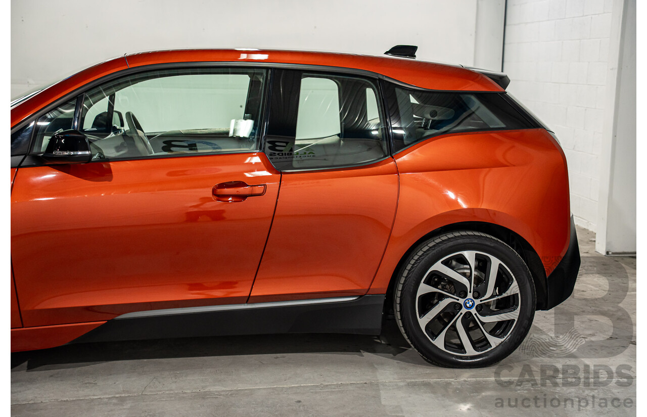 05/2015 BMW i3 REx Hybrid (RWD) IO1 4d Hatchback Solar Orange Metallic/Fluid Black 0.6L - 125kW