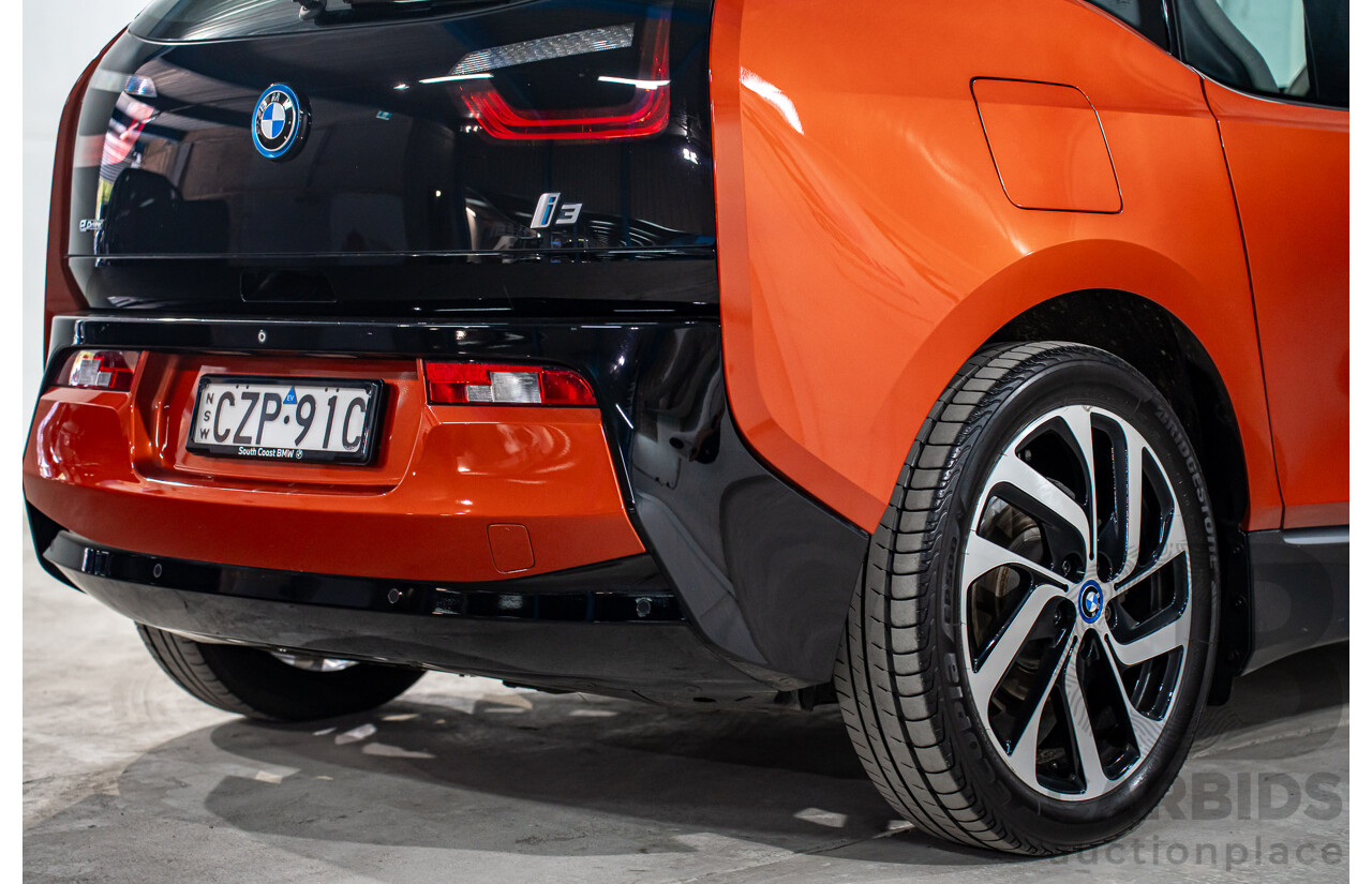 05/2015 BMW i3 REx Hybrid (RWD) IO1 4d Hatchback Solar Orange Metallic/Fluid Black 0.6L - 125kW