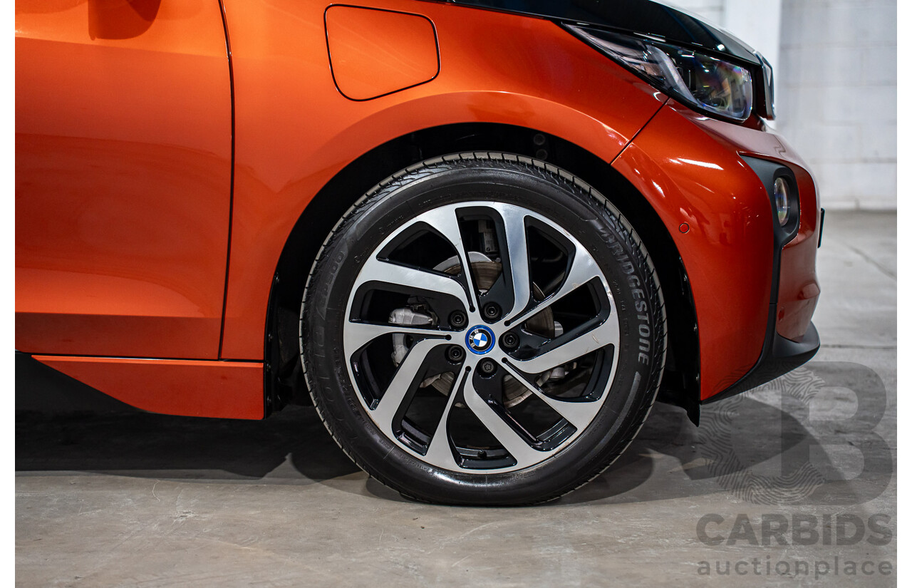05/2015 BMW i3 REx Hybrid (RWD) IO1 4d Hatchback Solar Orange Metallic/Fluid Black 0.6L - 125kW