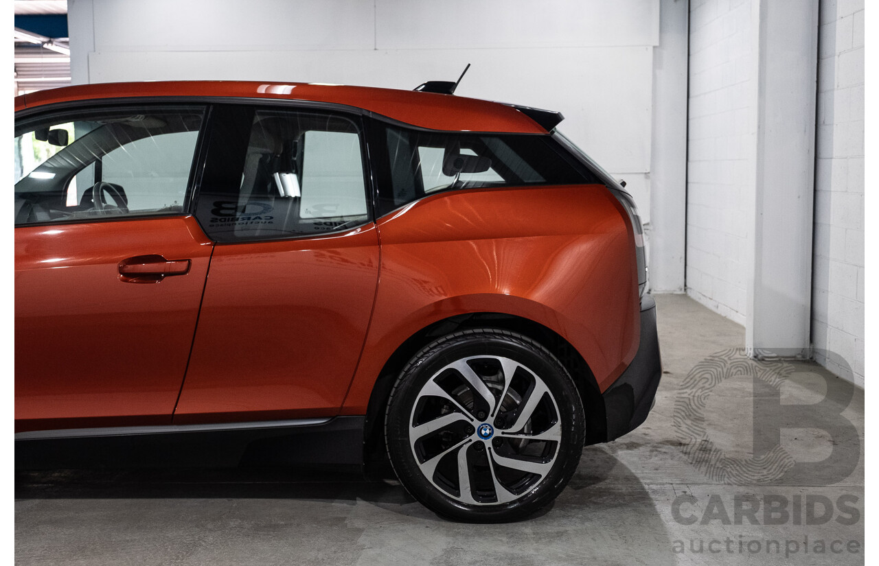 05/2015 BMW i3 REx Hybrid (RWD) IO1 4d Hatchback Solar Orange Metallic/Fluid Black 0.6L - 125kW