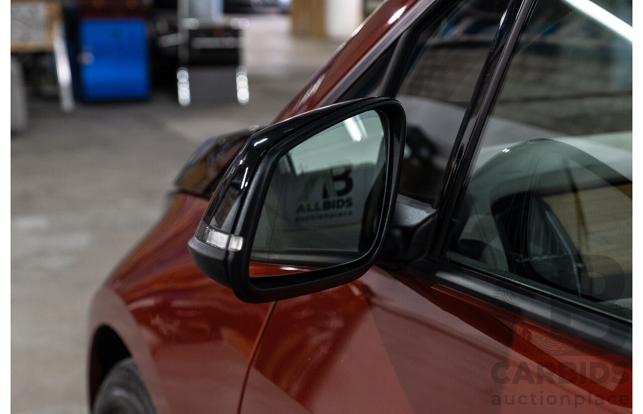 05/2015 BMW i3 REx Hybrid (RWD) IO1 4d Hatchback Solar Orange Metallic/Fluid Black 0.6L - 125kW