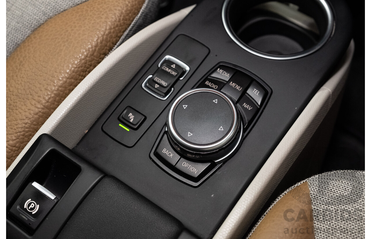 05/2015 BMW i3 REx Hybrid (RWD) IO1 4d Hatchback Solar Orange Metallic/Fluid Black 0.6L - 125kW