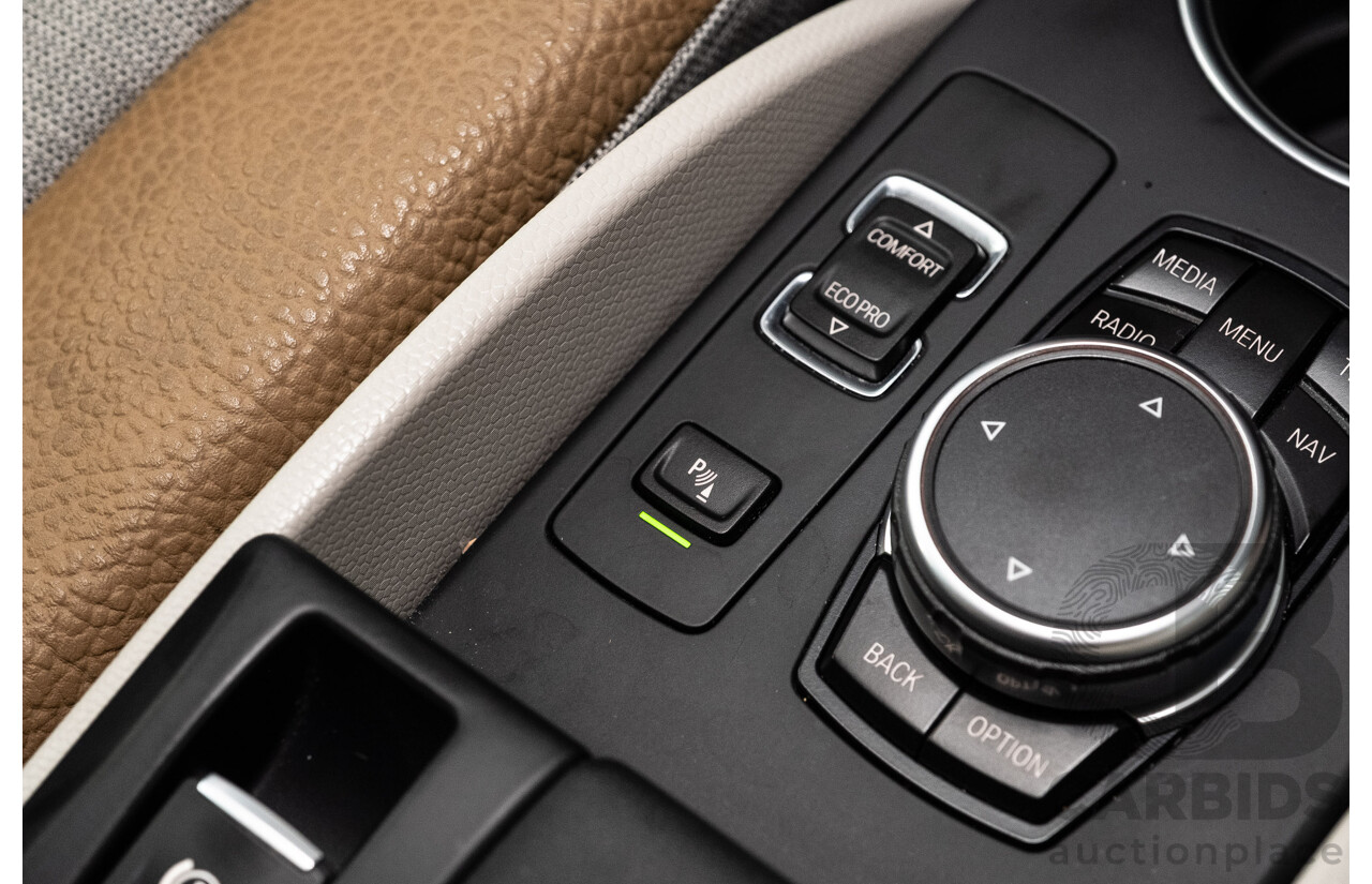 05/2015 BMW i3 REx Hybrid (RWD) IO1 4d Hatchback Solar Orange Metallic/Fluid Black 0.6L - 125kW