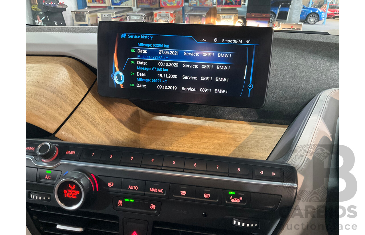 05/2015 BMW i3 REx Hybrid (RWD) IO1 4d Hatchback Solar Orange Metallic/Fluid Black 0.6L - 125kW