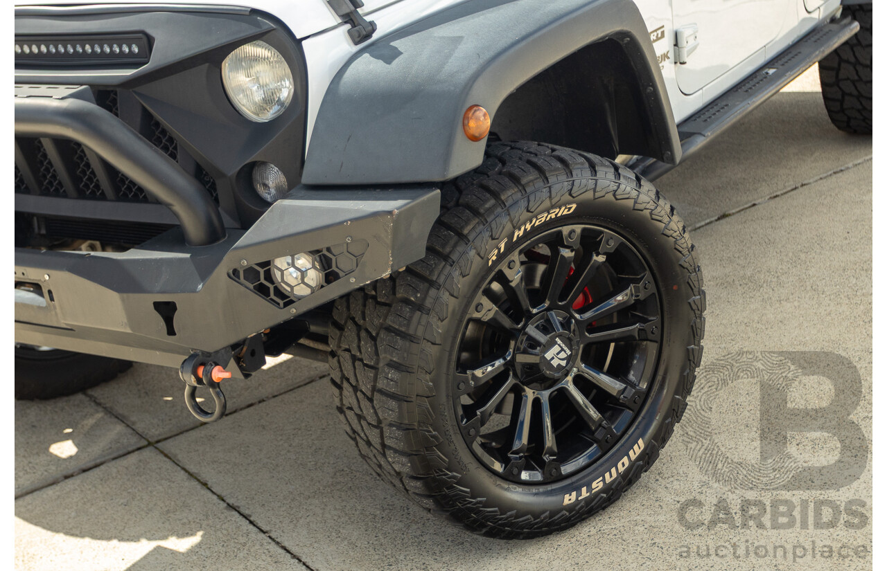 01/2018 Jeep Wrangler Unlimited SPORT (4x4) JK MY18 4D Hardtop Bright White 3.6L