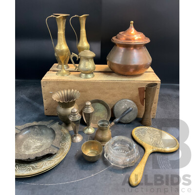 Collection of Metal Vintage Home Decor Items, Including Silver Plated Shakers, Copper, Brass and Bronze Vases / Pots and More   - Lot of 18
