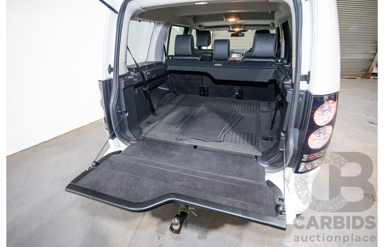 06/2015 Land Rover Discovery 4 3.0 TDV6 (4x4) MY15 4D Wagon Fuji White Turbo Diesel 3.0L - 7 Seats