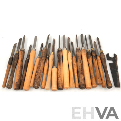 Sher Power Tools Wood Lathe and Lathe Chisels