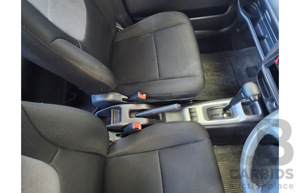 6/2003 Holden Cruze  YG 4d Wagon Blue 1.5L