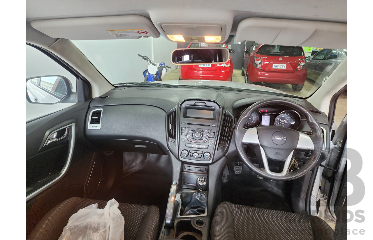 10/2016 Jmc Vigus LX (4x2)  Dual Cab Utility Silver 2.4L
