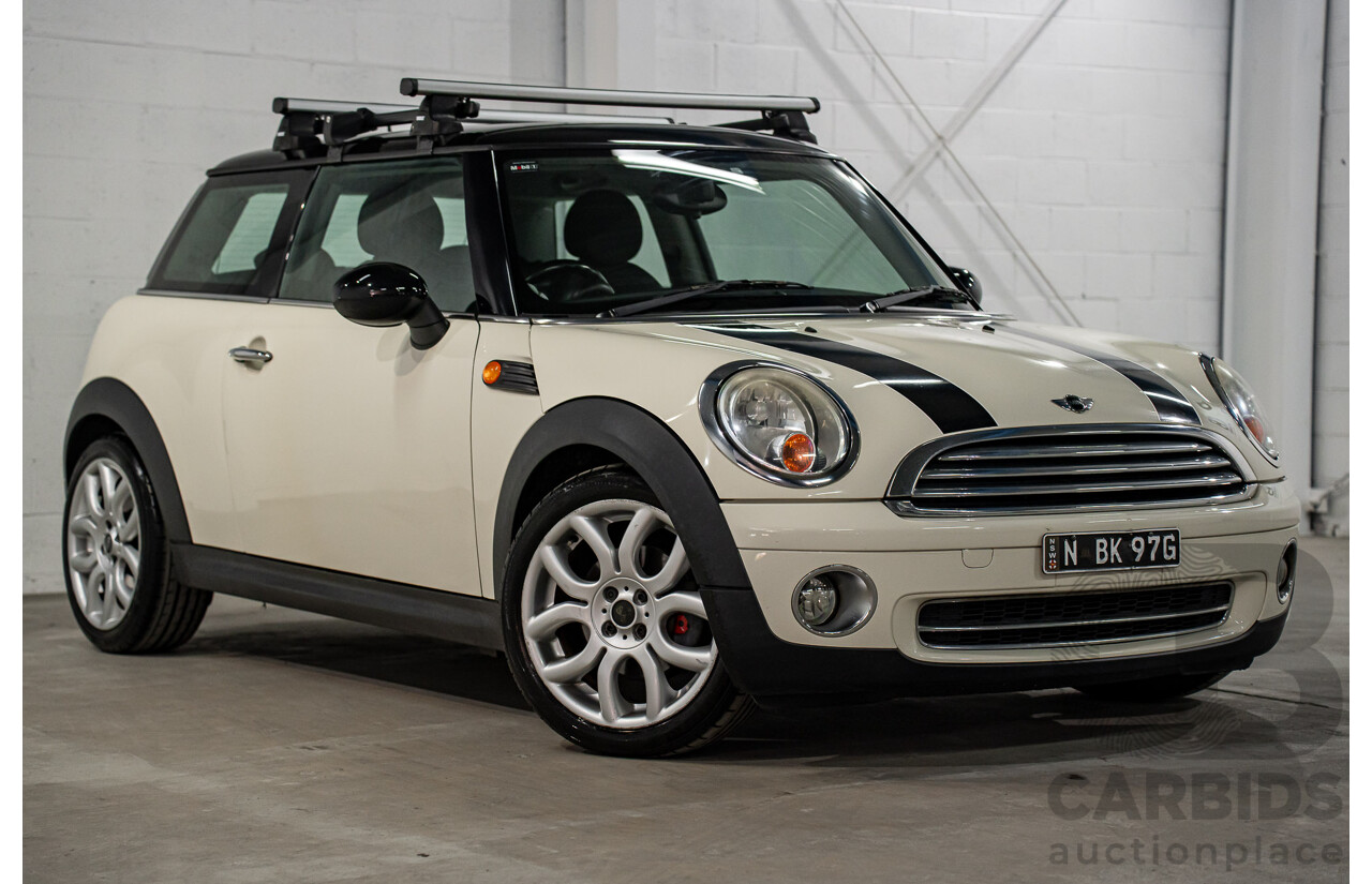 7/2010 Mini Cooper R56 2d Hatchback Pepper White 1.6L