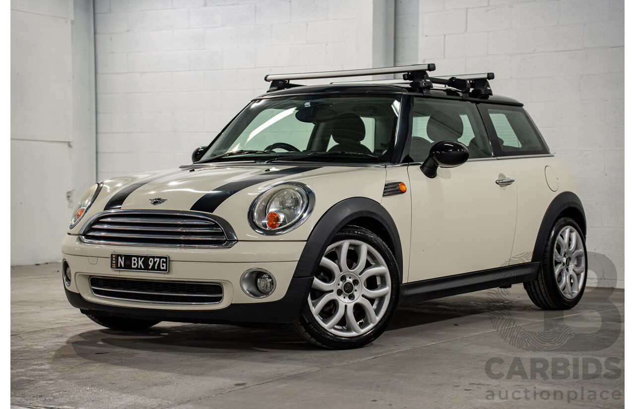 7/2010 Mini Cooper R56 2d Hatchback Pepper White 1.6L