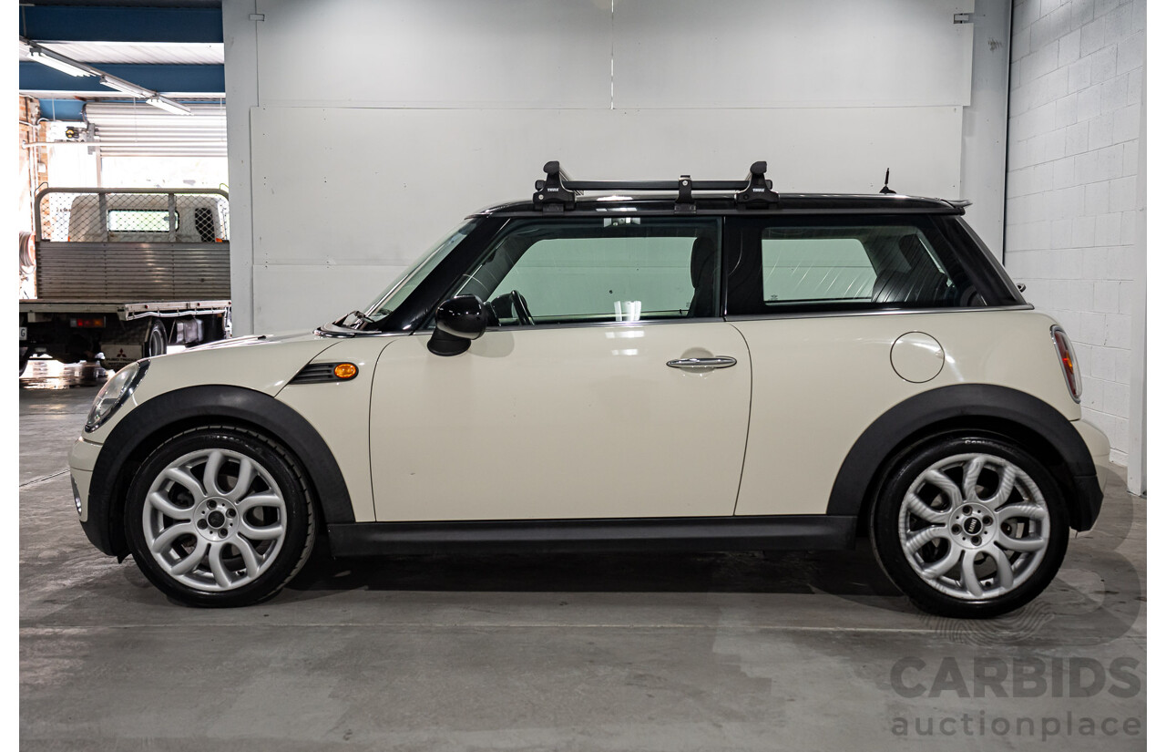 7/2010 Mini Cooper R56 2d Hatchback Pepper White 1.6L
