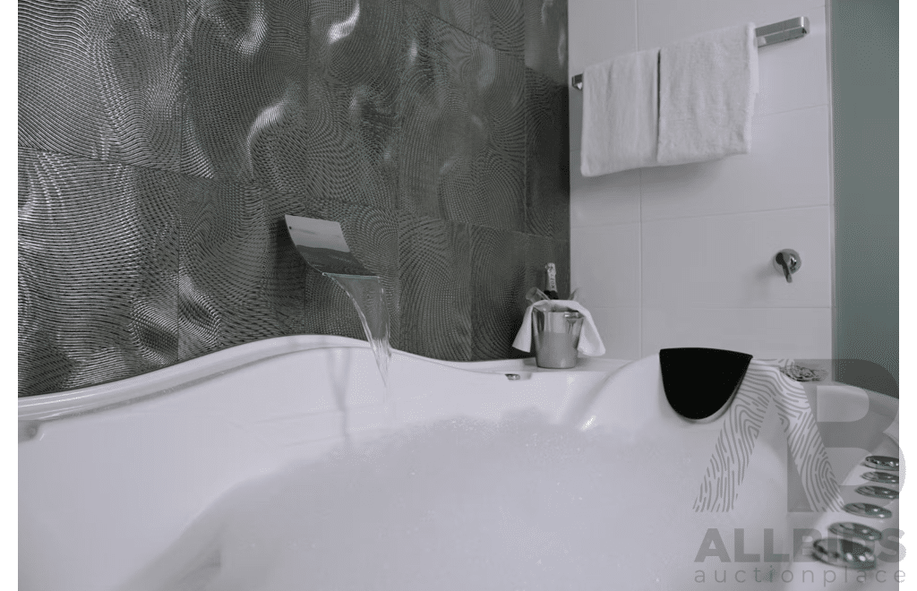 1 night at Avenue Hotel Spa Suite for 2 and buffet breakfast $200 voucher for Marble and Grain
