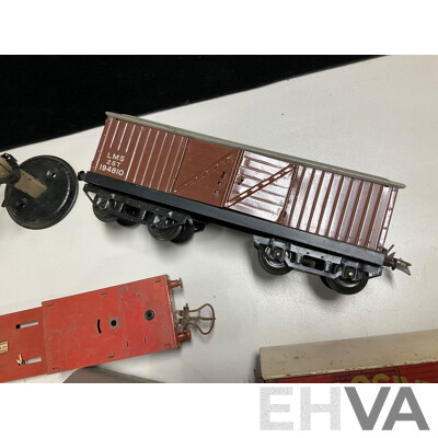 Collection of Vintage Hornby O Gauge Railway Rolling Stock, Station Platform and Signals Including Steam Locomotive, Passenger and Freight Cars