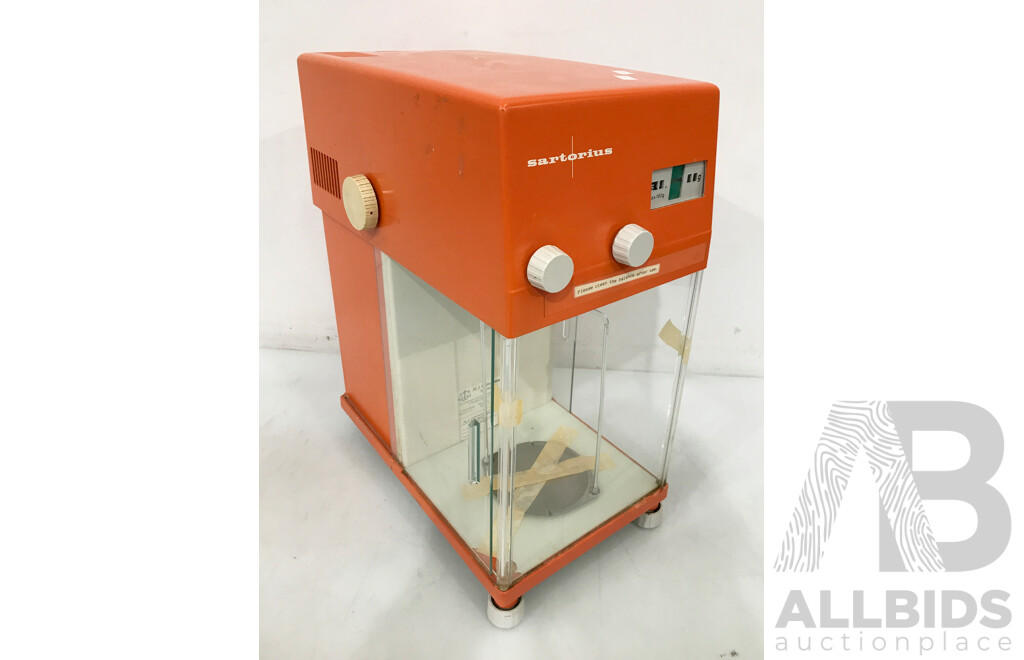 Sartorius 160g Capacity Analytical Balance