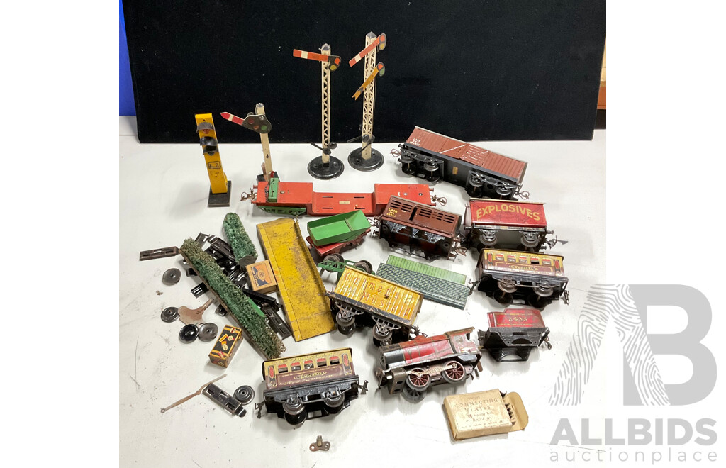 Collection of Vintage Hornby O Gauge Railway Rolling Stock, Station Platform and Signals Including Steam Locomotive, Passenger and Freight Cars