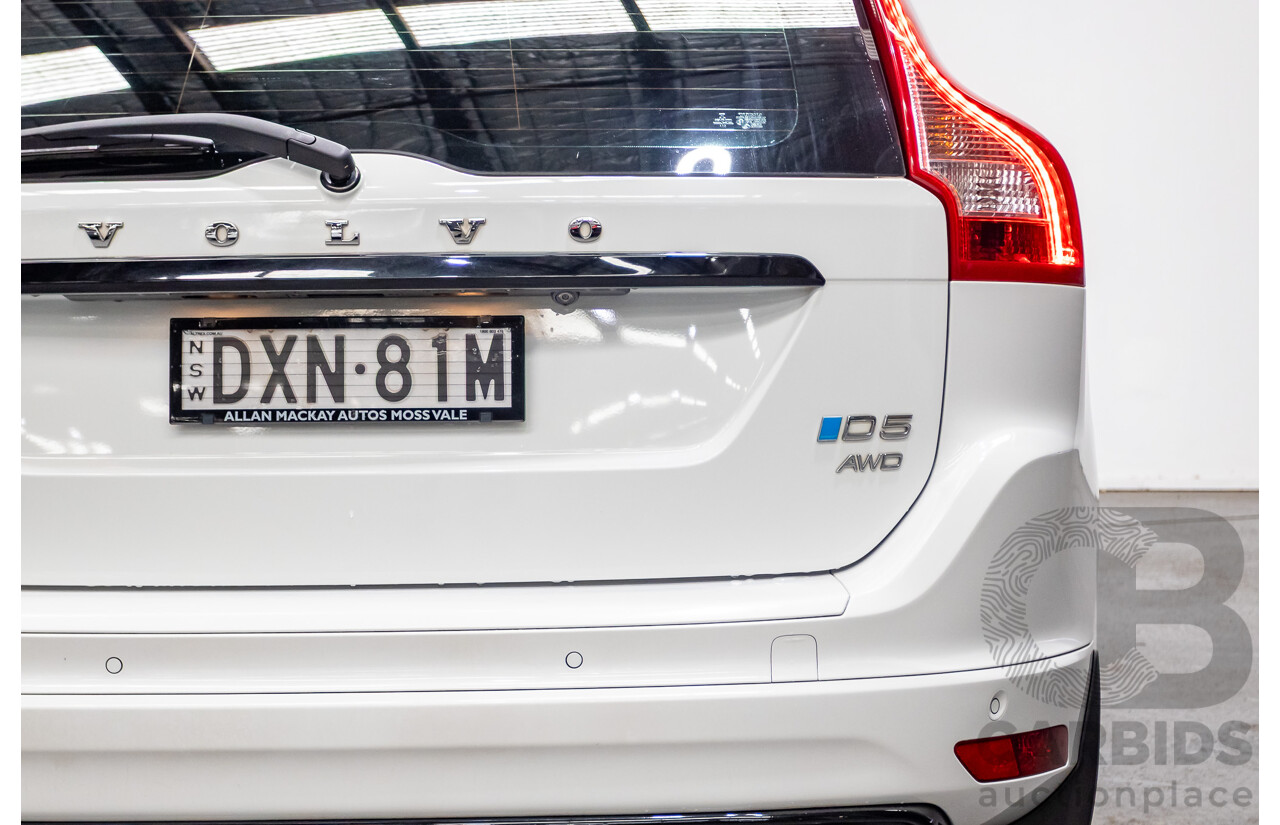 12/2016 Volvo XC60 D5 R-Design (AWD) DZ MY17 4D Wagon Ice White Turbo Diesel 2.4L