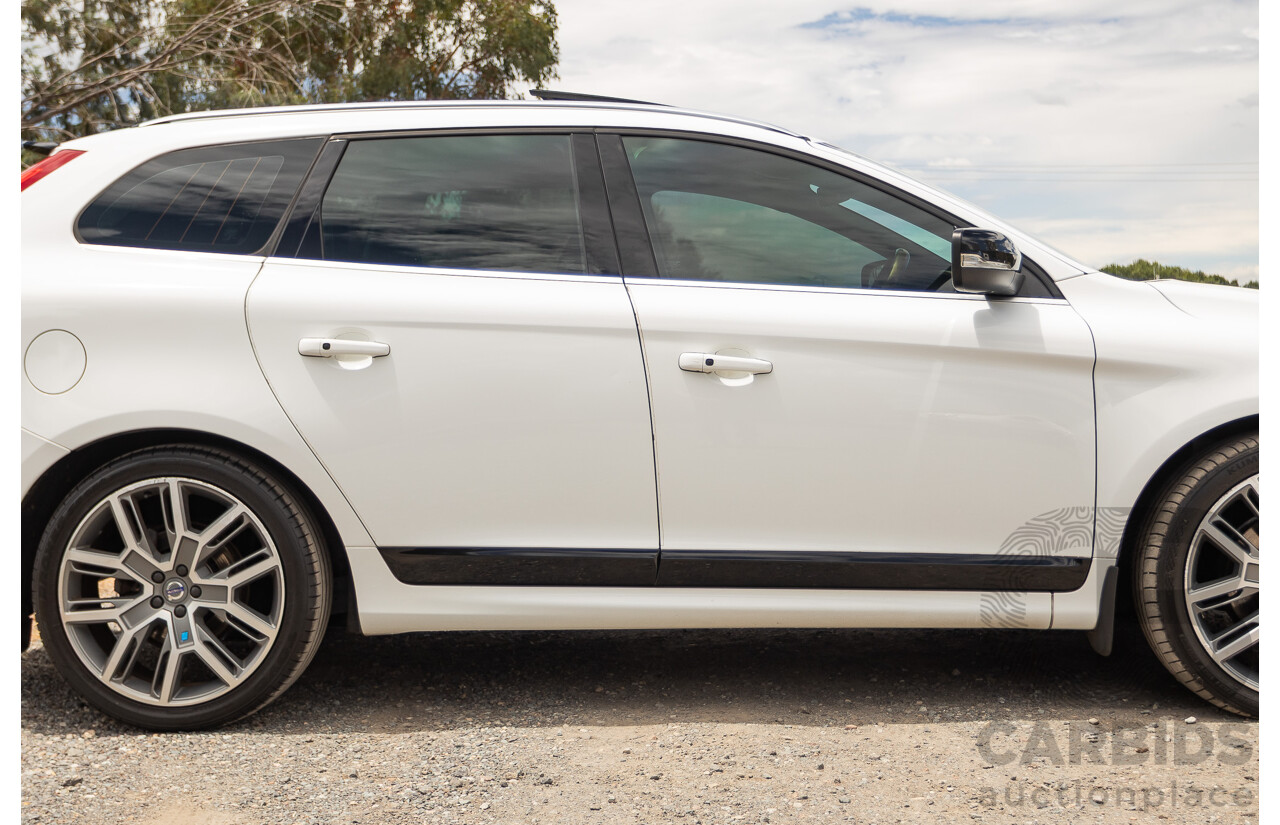 12/2016 Volvo XC60 D5 R-Design (AWD) DZ MY17 4D Wagon Ice White Turbo Diesel 2.4L