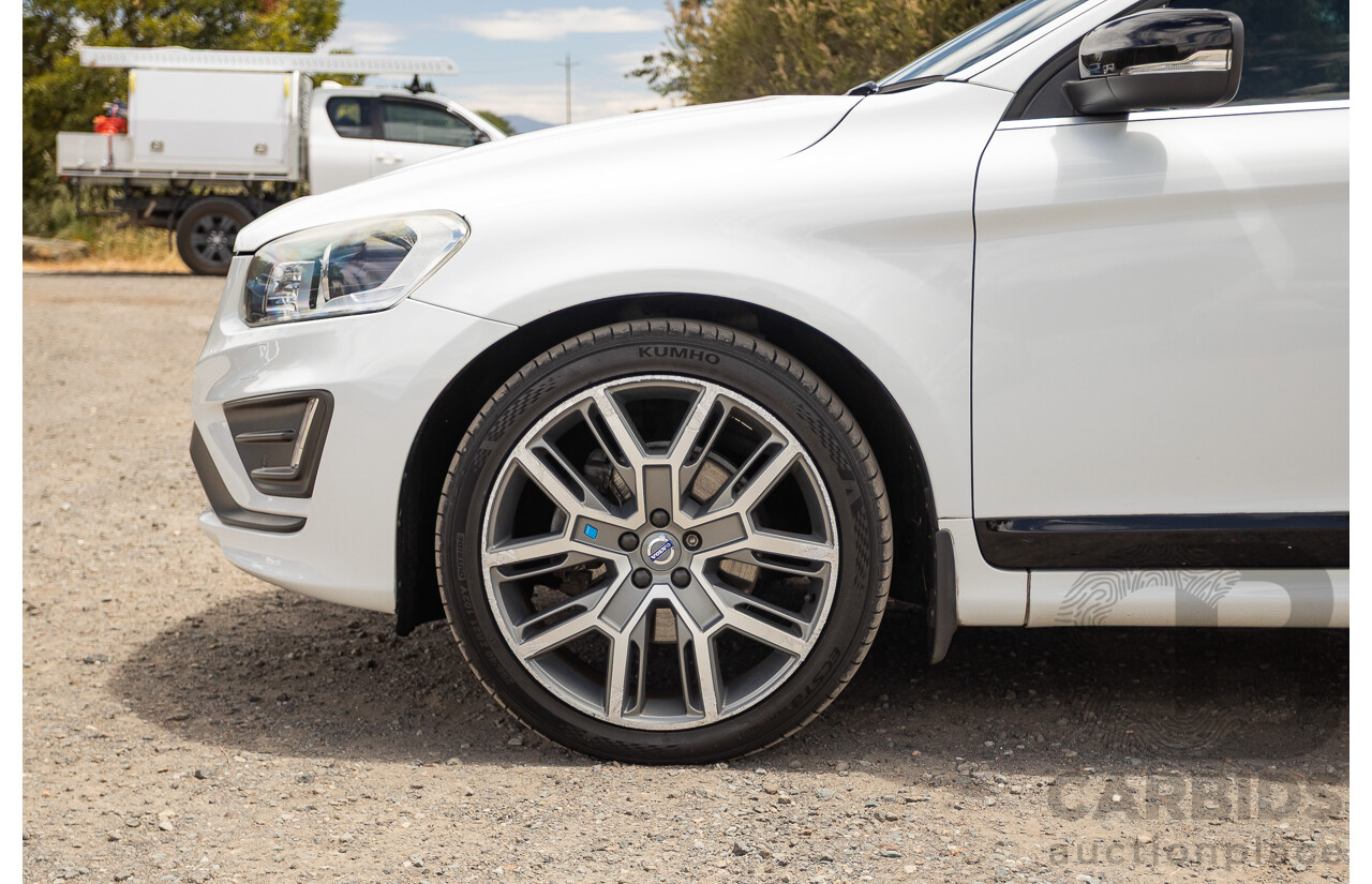 12/2016 Volvo XC60 D5 R-Design (AWD) DZ MY17 4D Wagon Ice White Turbo Diesel 2.4L