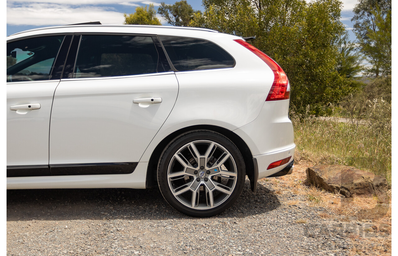 12/2016 Volvo XC60 D5 R-Design (AWD) DZ MY17 4D Wagon Ice White Turbo Diesel 2.4L