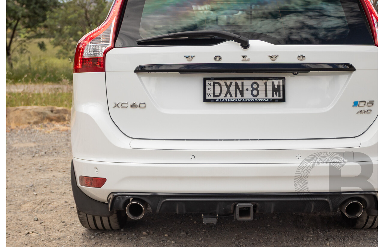 12/2016 Volvo XC60 D5 R-Design (AWD) DZ MY17 4D Wagon Ice White Turbo Diesel 2.4L