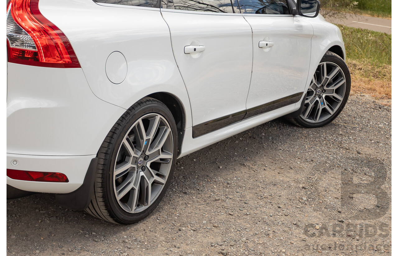 12/2016 Volvo XC60 D5 R-Design (AWD) DZ MY17 4D Wagon Ice White Turbo Diesel 2.4L