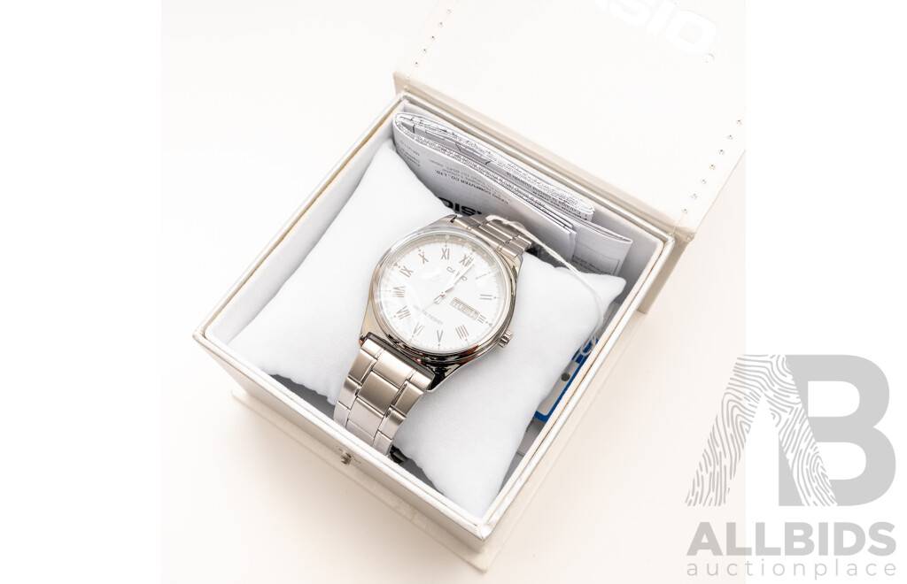 Casio Vintage Mens 37mm Dress Watch, MTP-V006, as New with Original Presentation Box