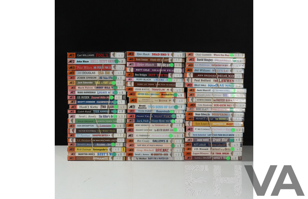 Large Collection Linford Western Library Western Pulp Novels., Paperbacks, Ex Libris