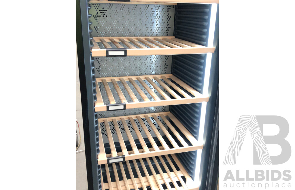 Liebherr Barrique 300 Liter  Wine Chiller