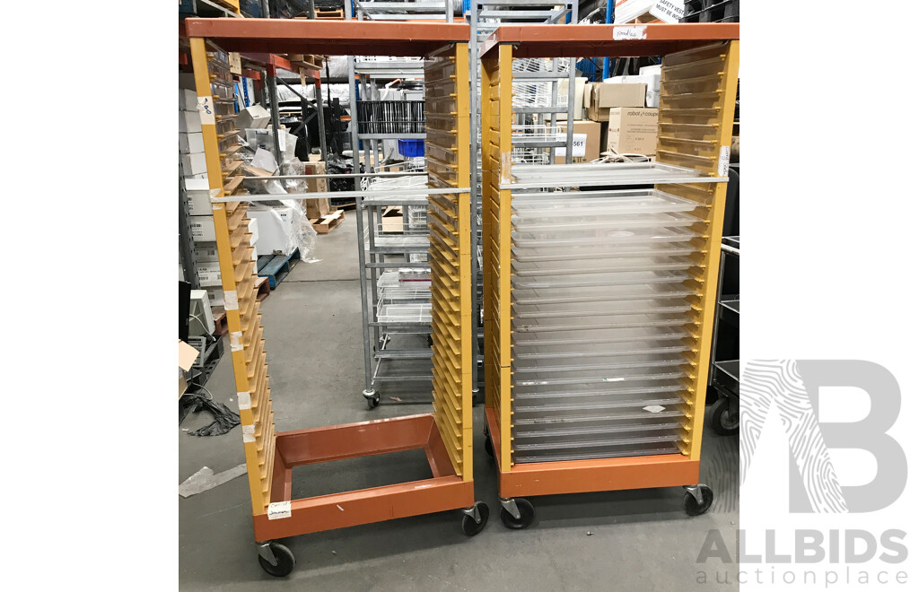 Rubbermaid Bakers Rack - Lot of 2